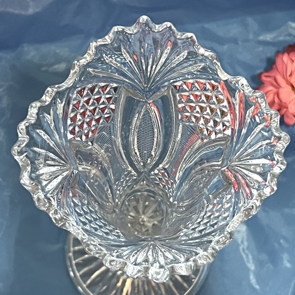 Antique EAPG McKee Glass 12" Trumpet Vase - OMN Jubilee Pattern, Circa 1… - Picture 4 of 5